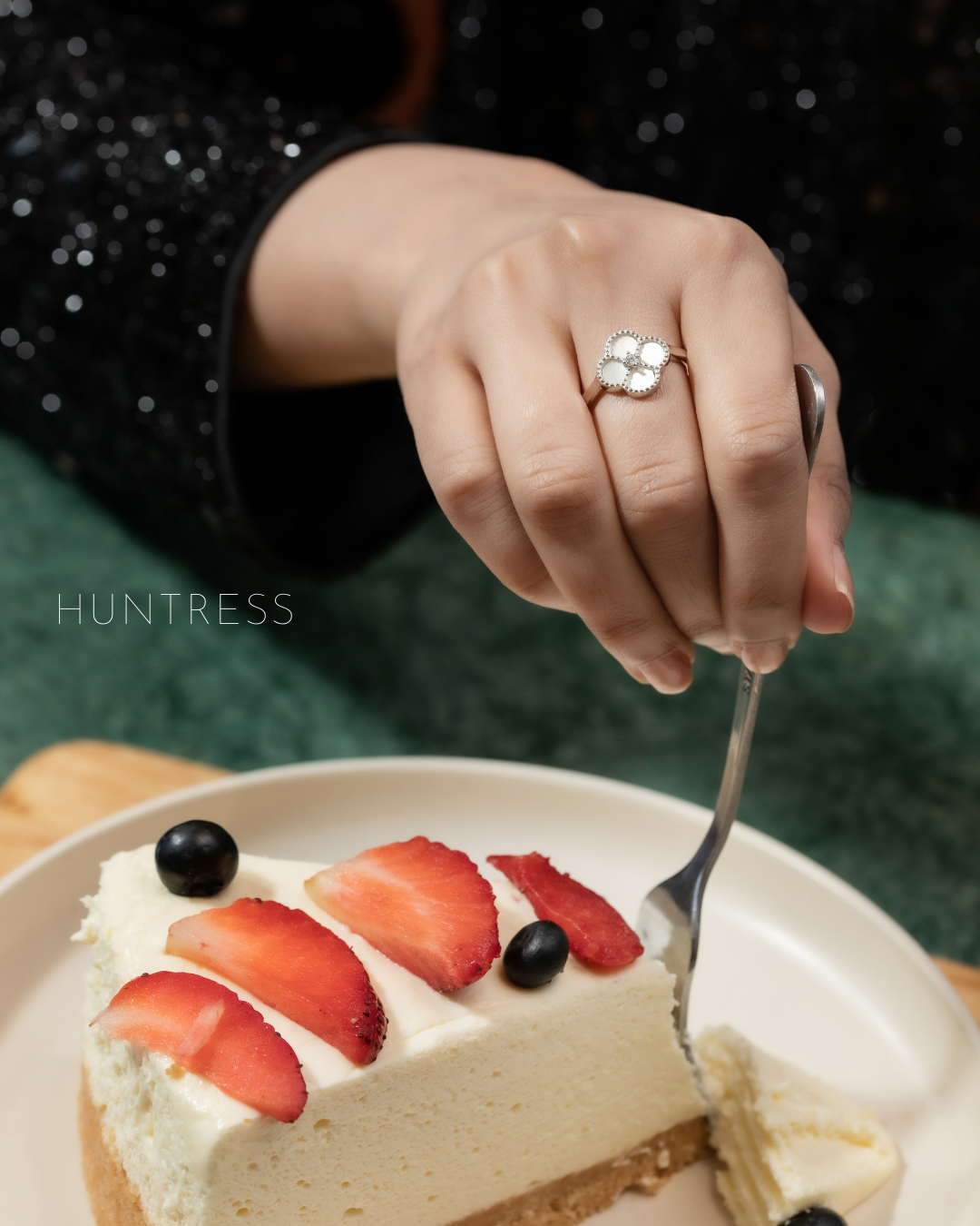 Pearl Clover Ring