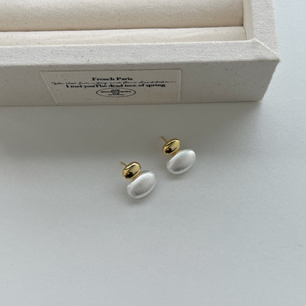 French Pearl Earrings