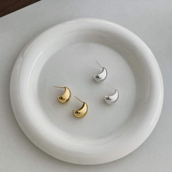 Gold Teardrop Earring